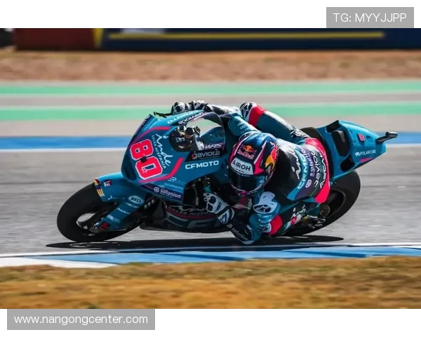 MotoGP赛季迎来全新挑战 杯赛争夺激烈引发车迷热议