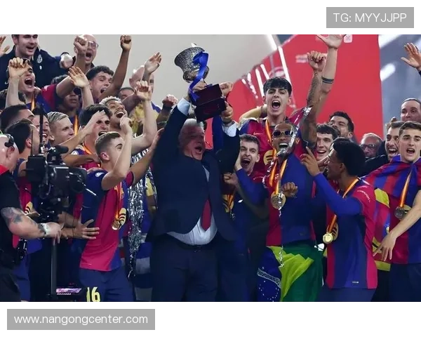 西甲联赛最新动态：皇马巴萨争冠激烈 Atlético马竞表现引关注